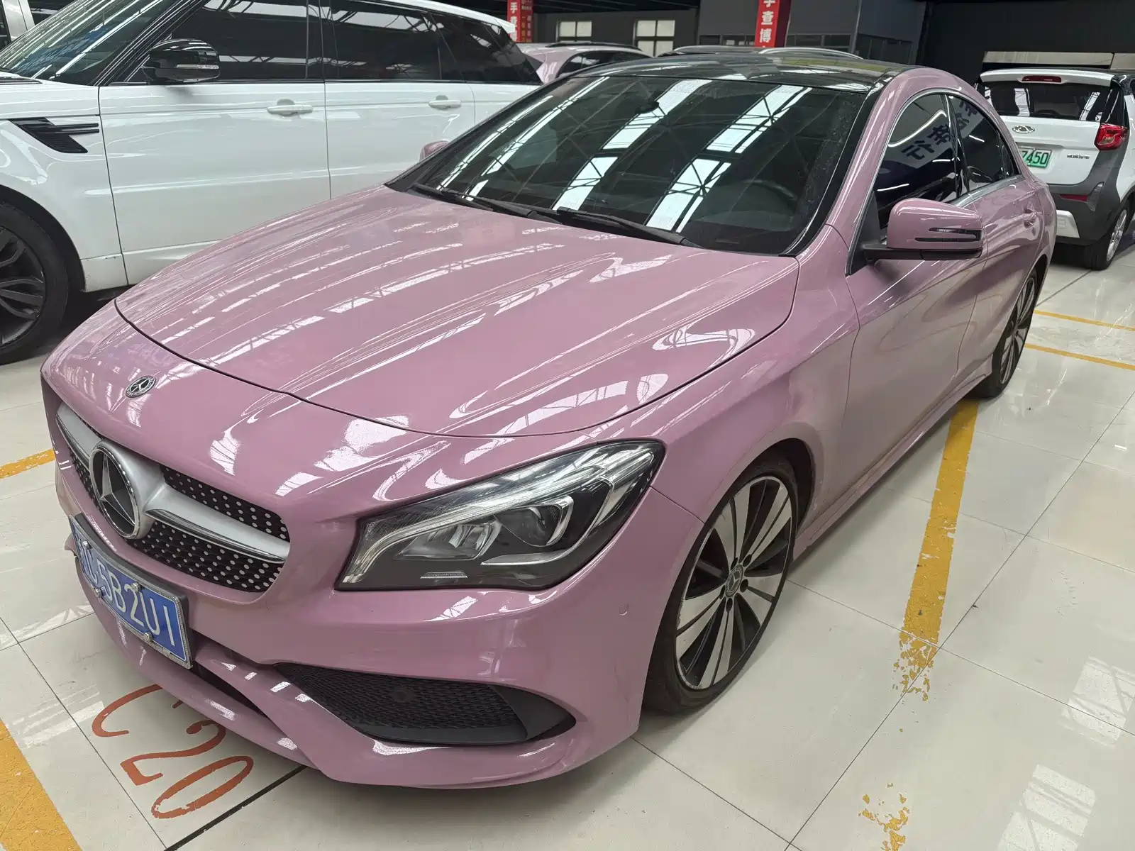 صورة 3 - Mercedes-Benz CLA (Import)
