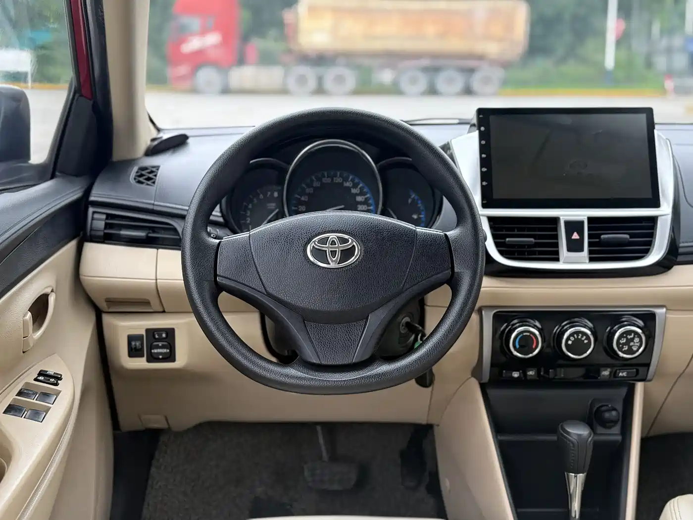 Toyota Vios FS 2017 1.5L CVT Fengchi Edition фото 24