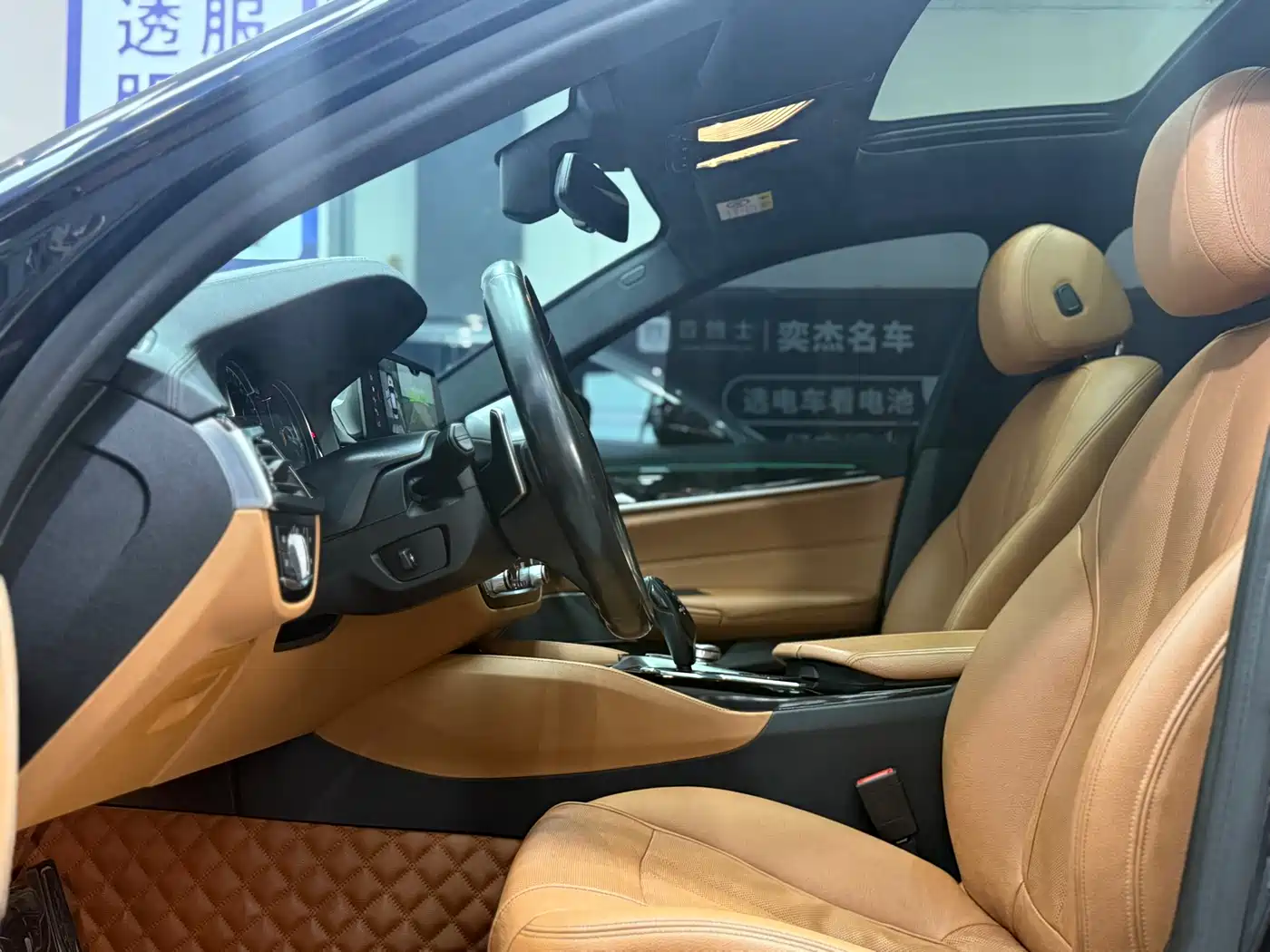 BMW 5 Series 2018 Facelift 530Li Exclusive M Sport Package фото 4