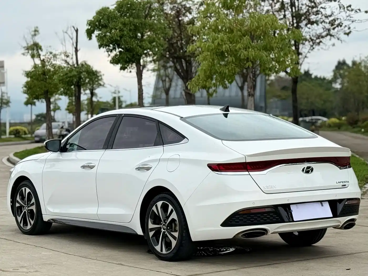 Hyundai Fista 2021 280TGDi DLX Luxury Edition фото 6