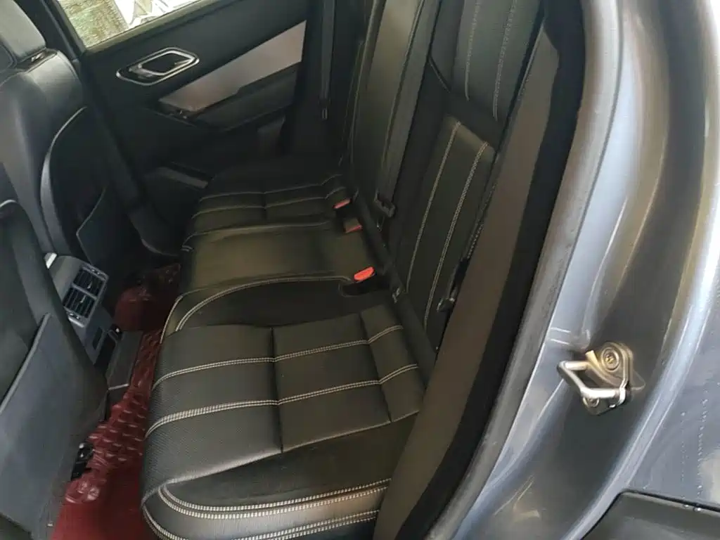 Фото 17 - Land Rover Range Rover Velar