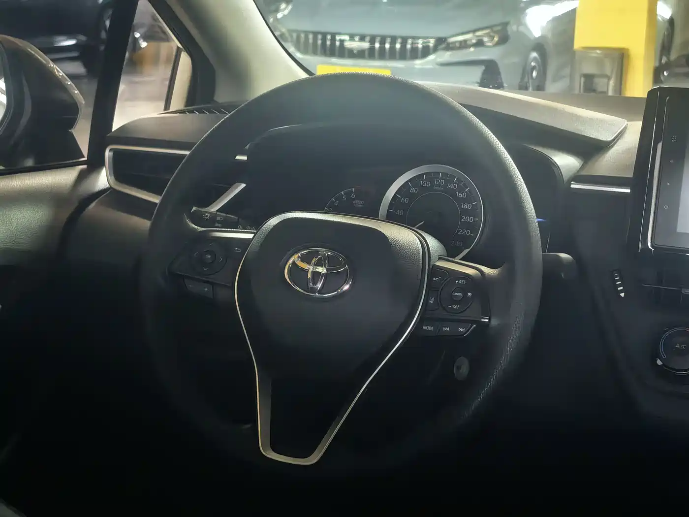 Toyota Corolla 2019 1.2T S-CVT GL Pioneer Edition фото 5