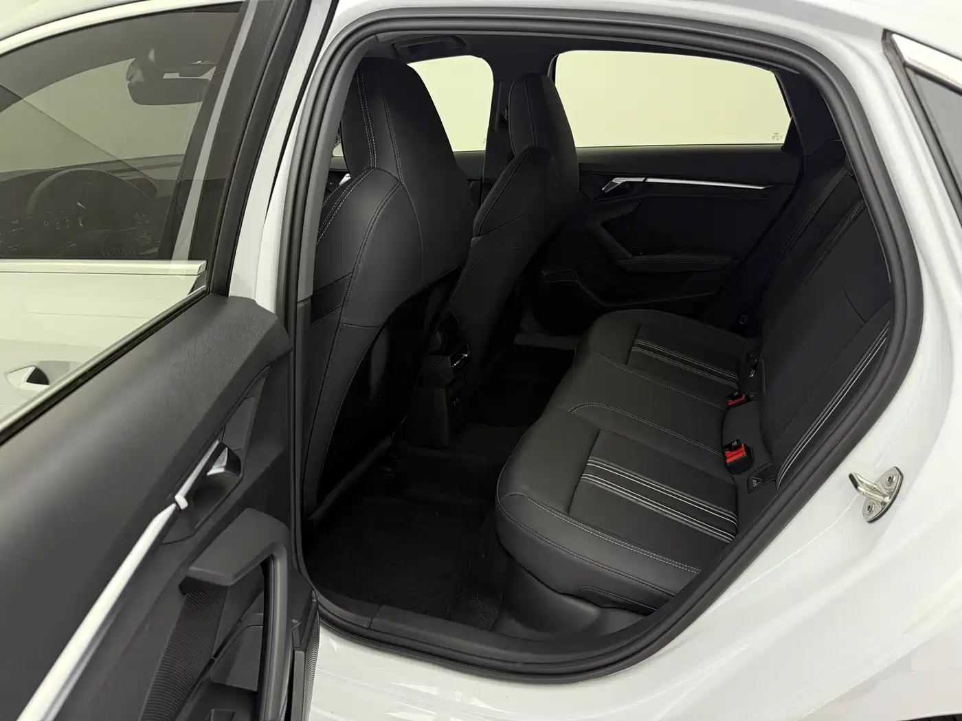 Audi A3 2023 A3L Limousine 35 TFSI Fashion Sport фото 15
