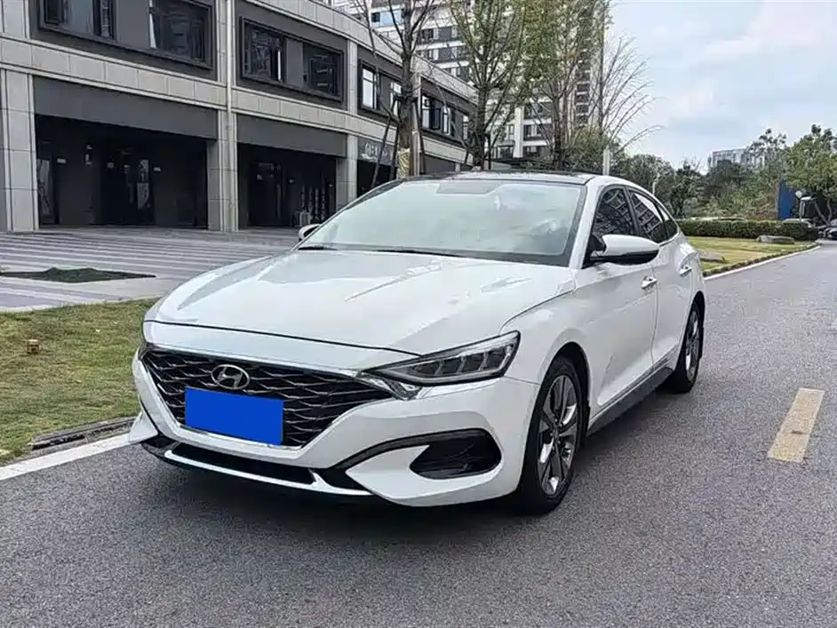 Hyundai Fista 2019 280TGDi Smart Speed Edition China VI