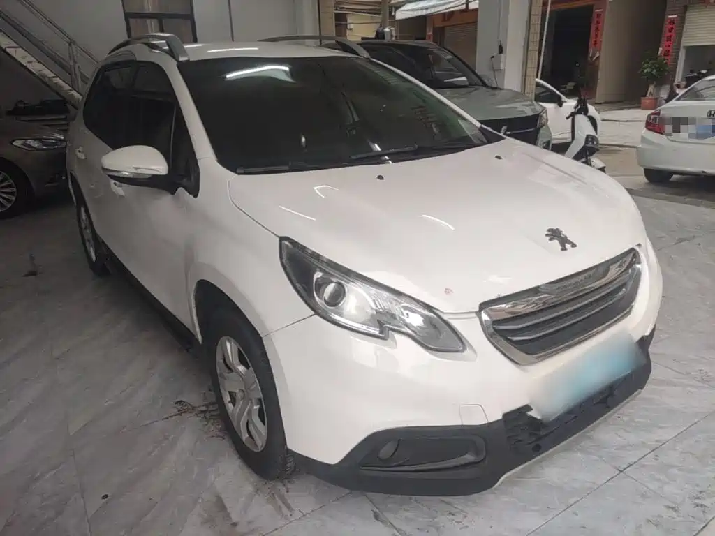 صورة 4 - Peugeot 2008