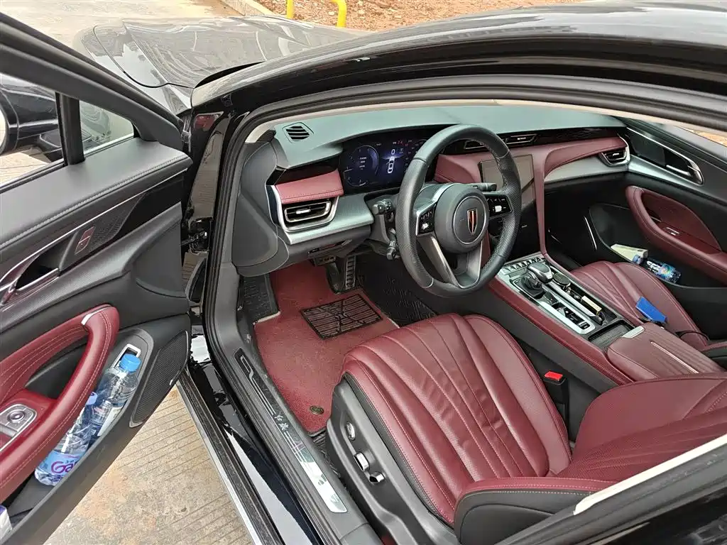 Hongqi H5 2024 2.0T Automatic Smart Connect Flag Smooth Edition фото 14