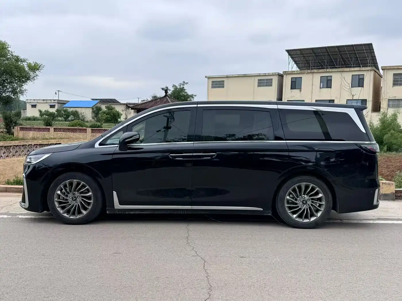 Voyah Auto Voyah Dreamer 2022 Low-carbon Dream+Smart Package фото 6
