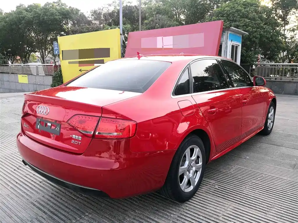 Audi A4L 2012 2.0 TFSI Automatic Technology фото 11