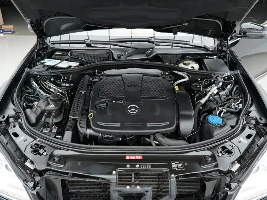 Mercedes-Benz S-Class 2011 S 350 L CGI фото 33