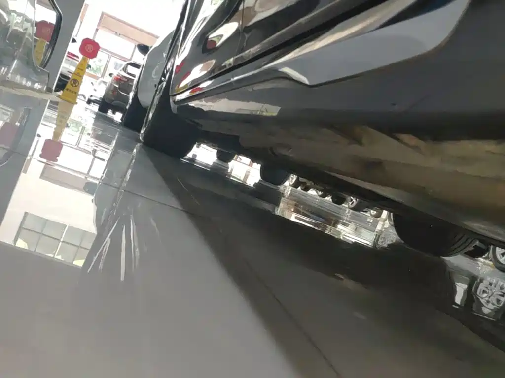 Photo 22 - Roewe M7 DMH