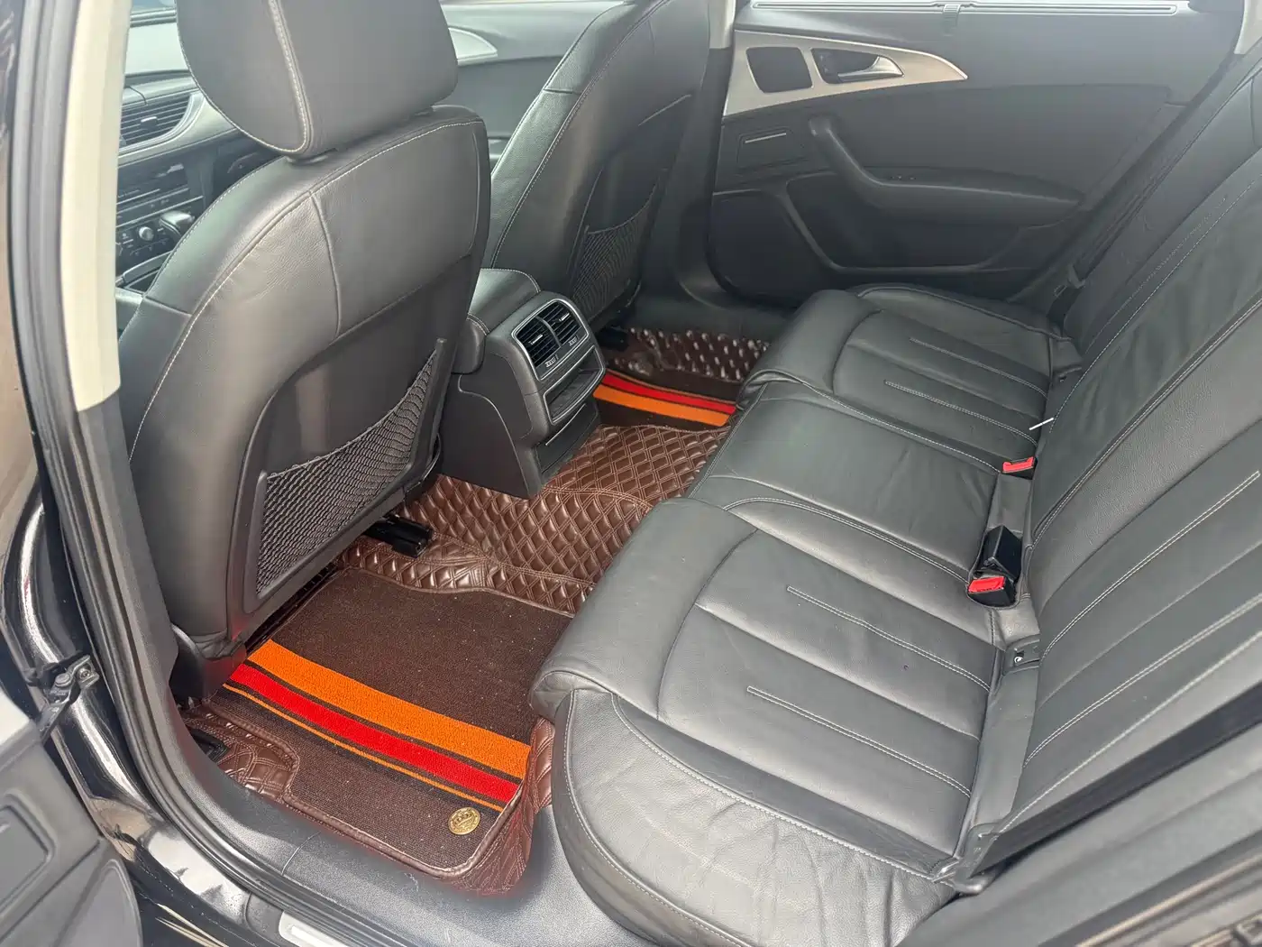 Audi A6L 2018 30th Anniversary 35 TFSI Fashion фото 6
