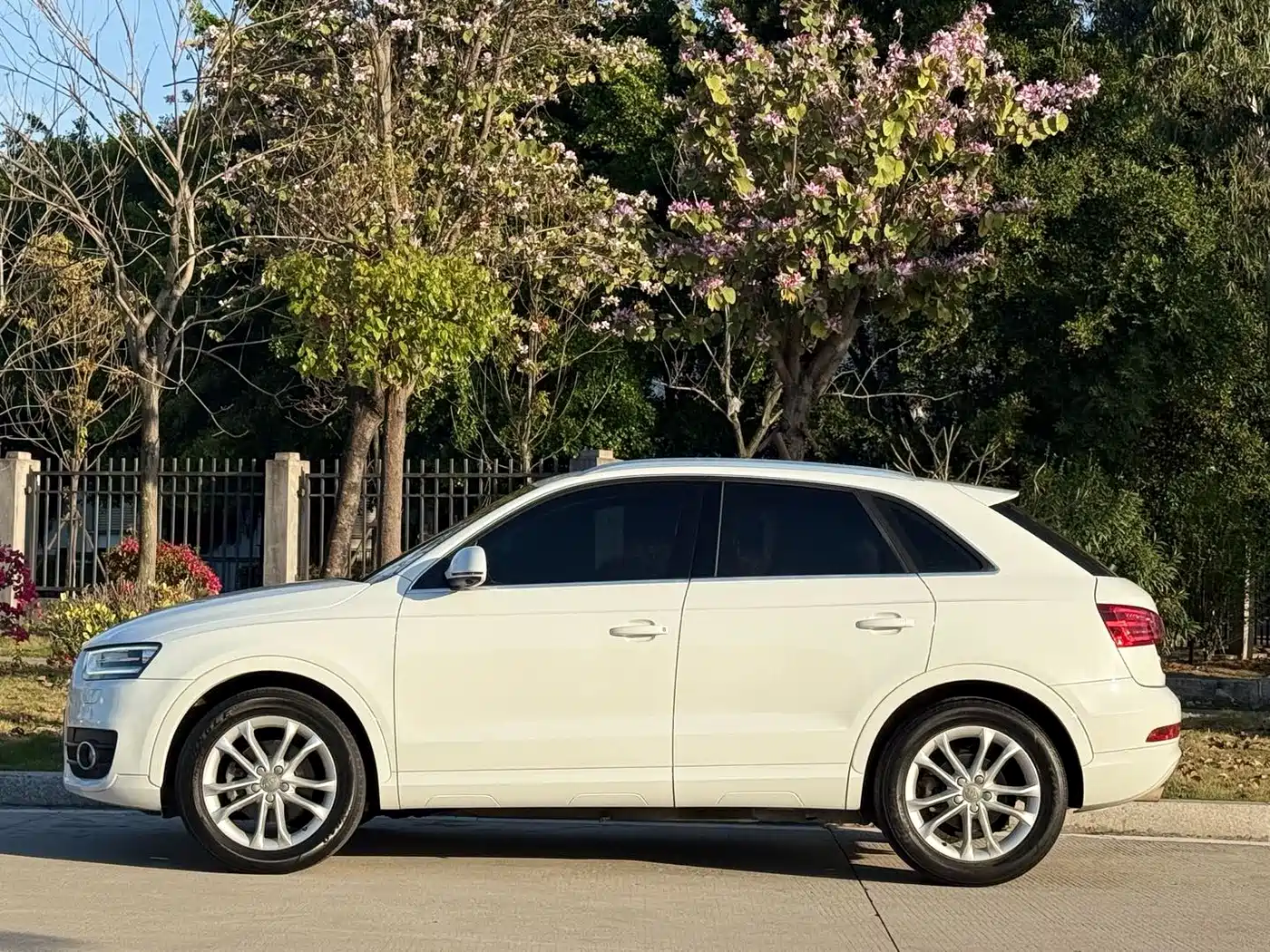 Audi Q3 2016 30 TFSI Heritage Edition Smart Leader фото 4