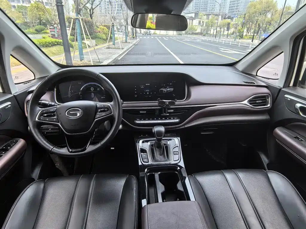 GAC Trumpchi Trumpchi M6 2023 PRO 270T DCT Luxury Edition фото 18