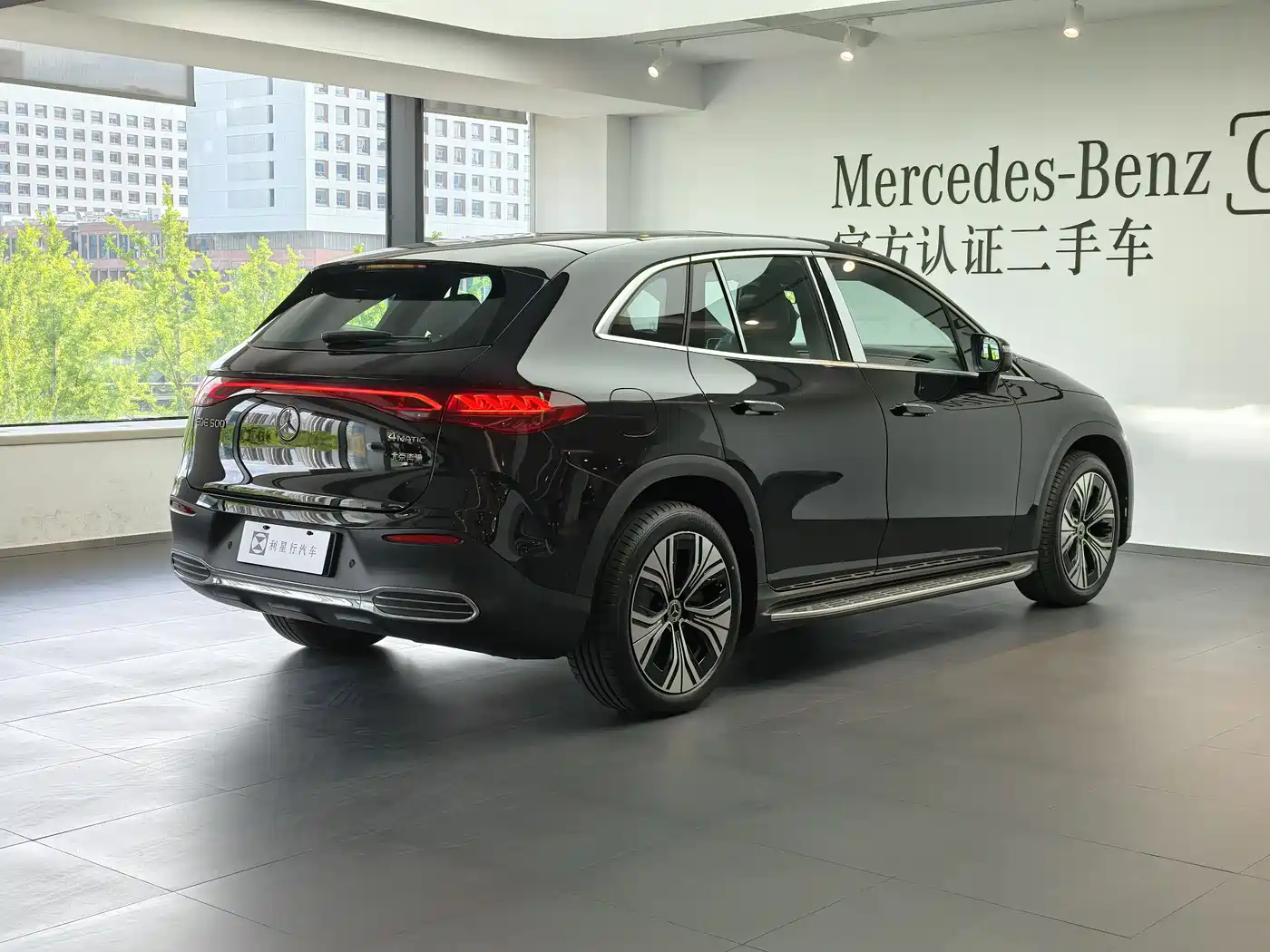 Mercedes-Benz EQE SUV 2024 500 4MATIC Luxury Edition фото 15