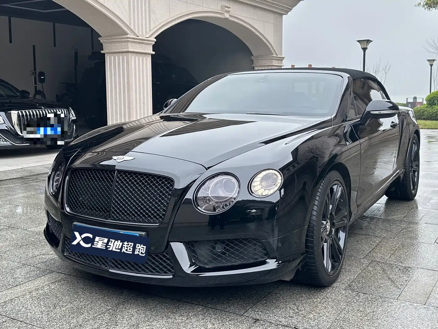 Bentley Continental 2013 2012 4.0T GTC V8