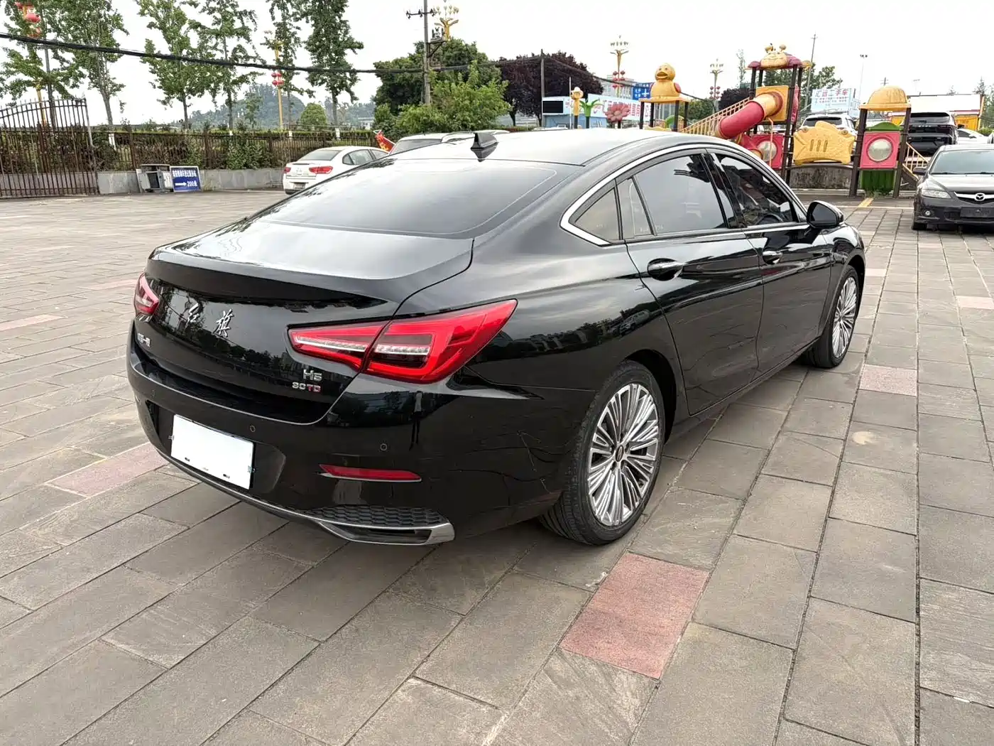 Hongqi H5 2020 1.5T DCT Qiyue Edition фото 9