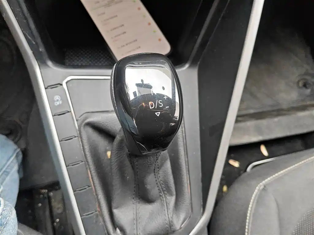 Volkswagen Polo 2023 Facelift Plus 1.5L Auto Joyful Living Edition фото 14