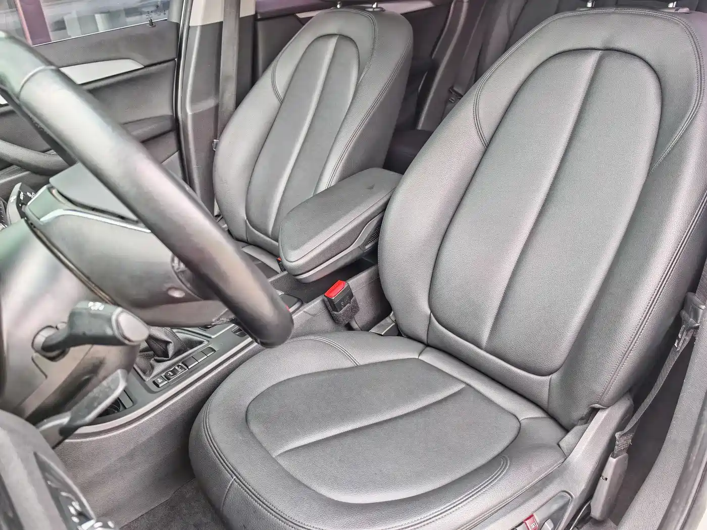 BMW X1 2018 sDrive20Li Leading Model фото 14