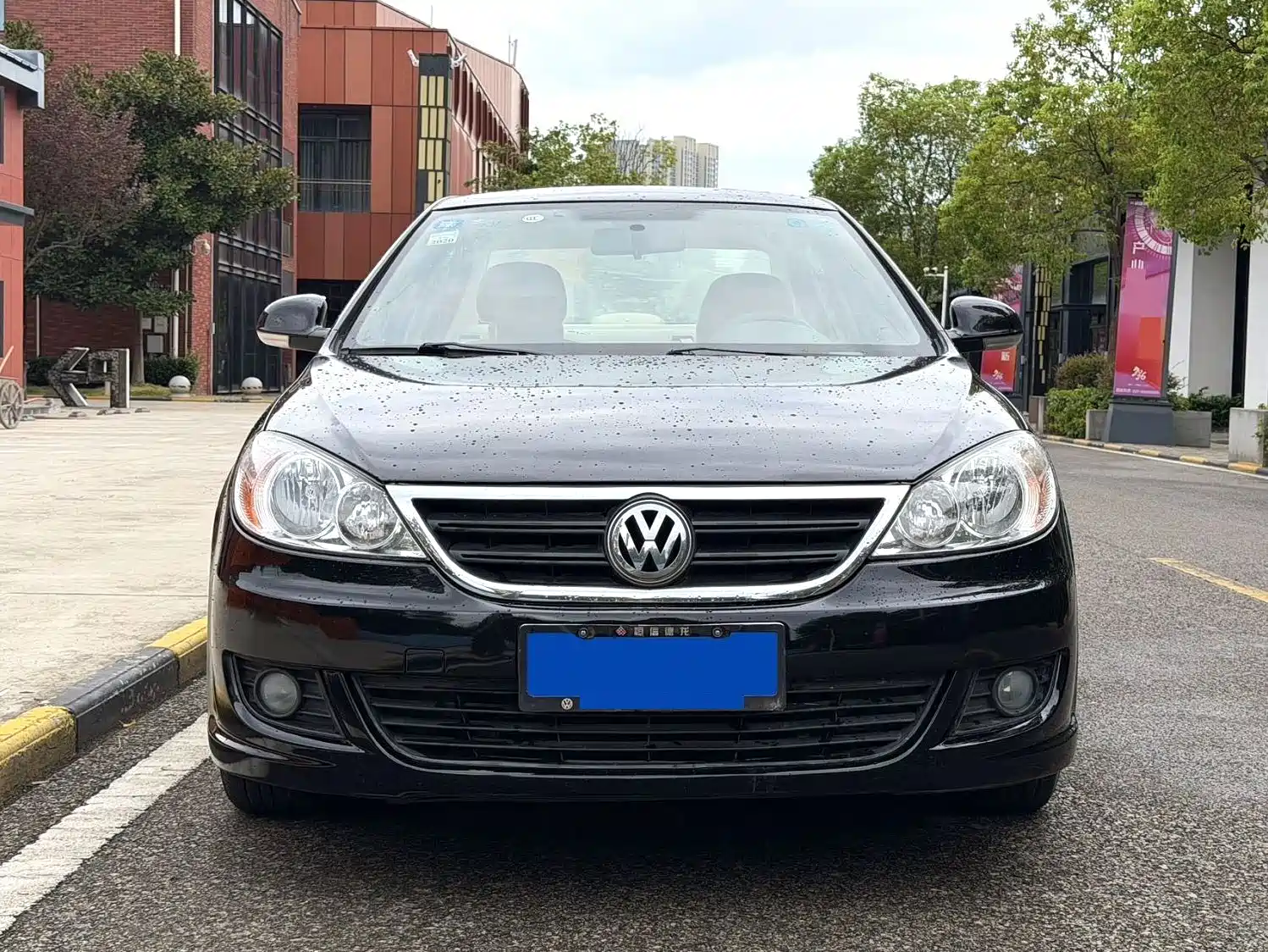 Photo 2 - Volkswagen Lavida