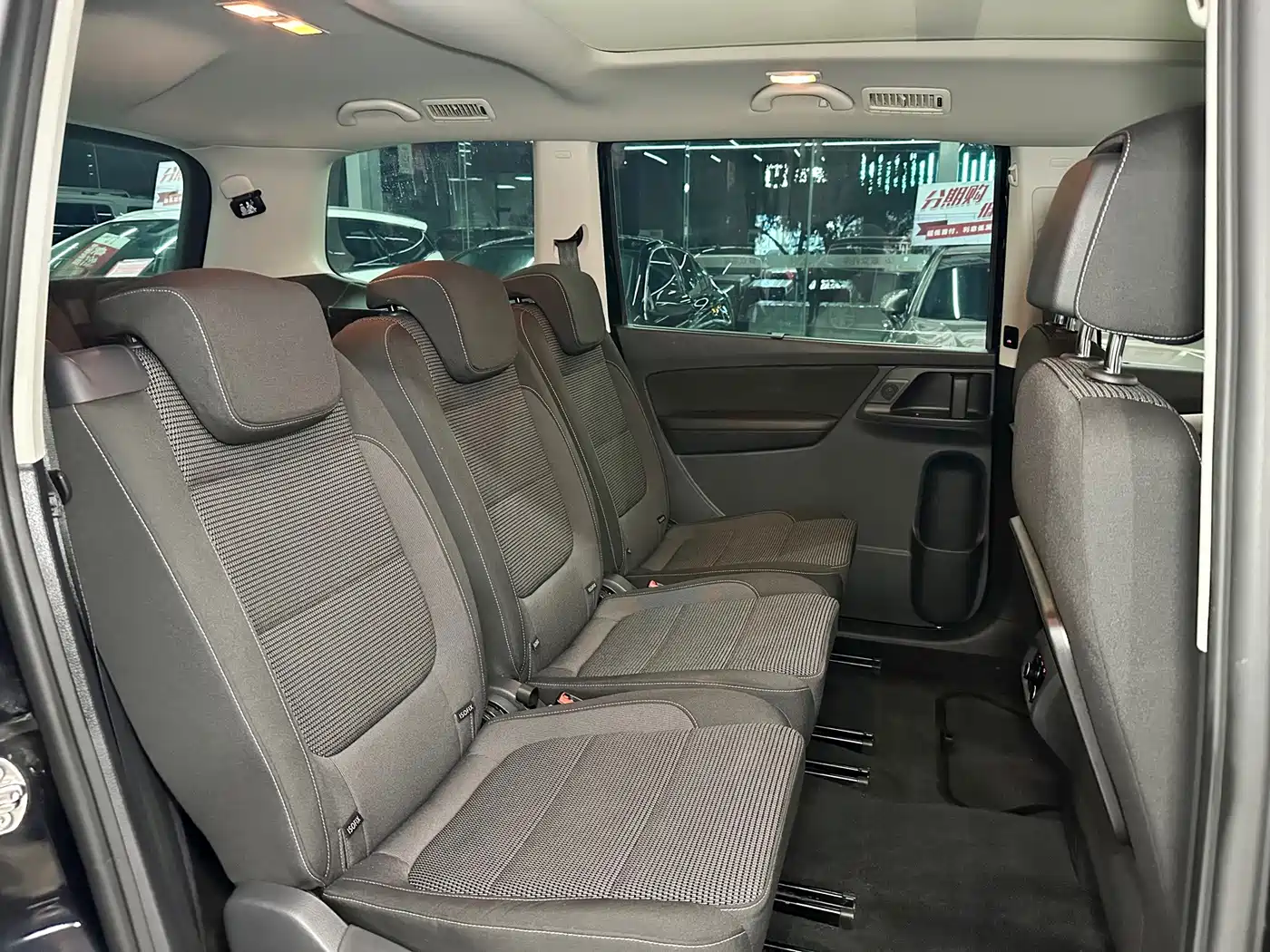 Volkswagen Sharan 2018 2018 380TSI Comfort 7-Seater