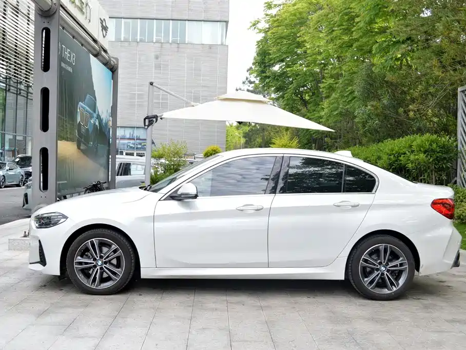 BMW 1 Series 2020 Model 120i Fashion Style фото 3
