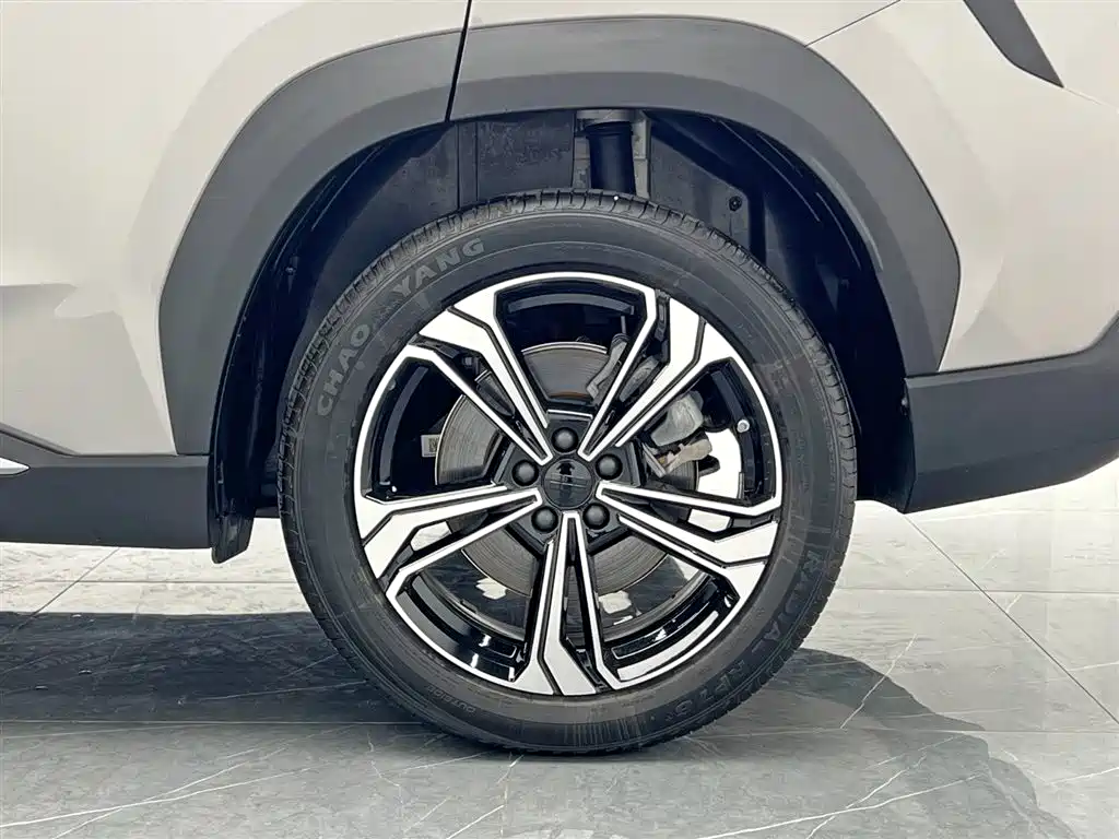 Geely Galaxy Galaxy L7 2024 1.5T 115km PLUS Soaring Dragon Edition фото 26