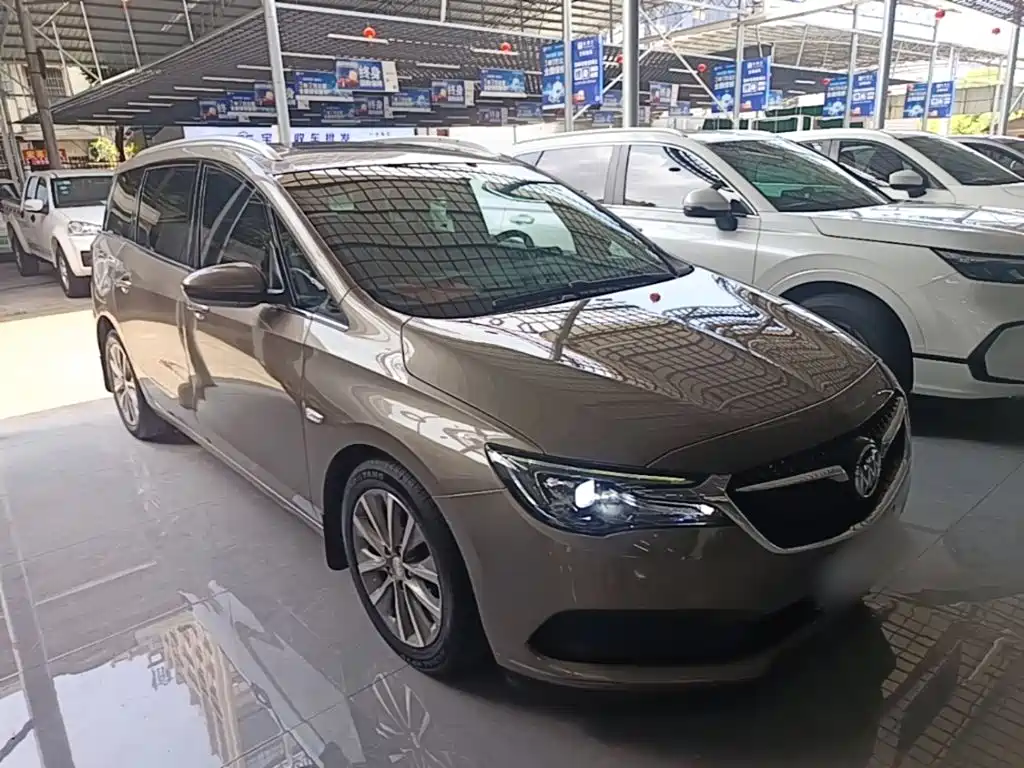 BUICK GL6