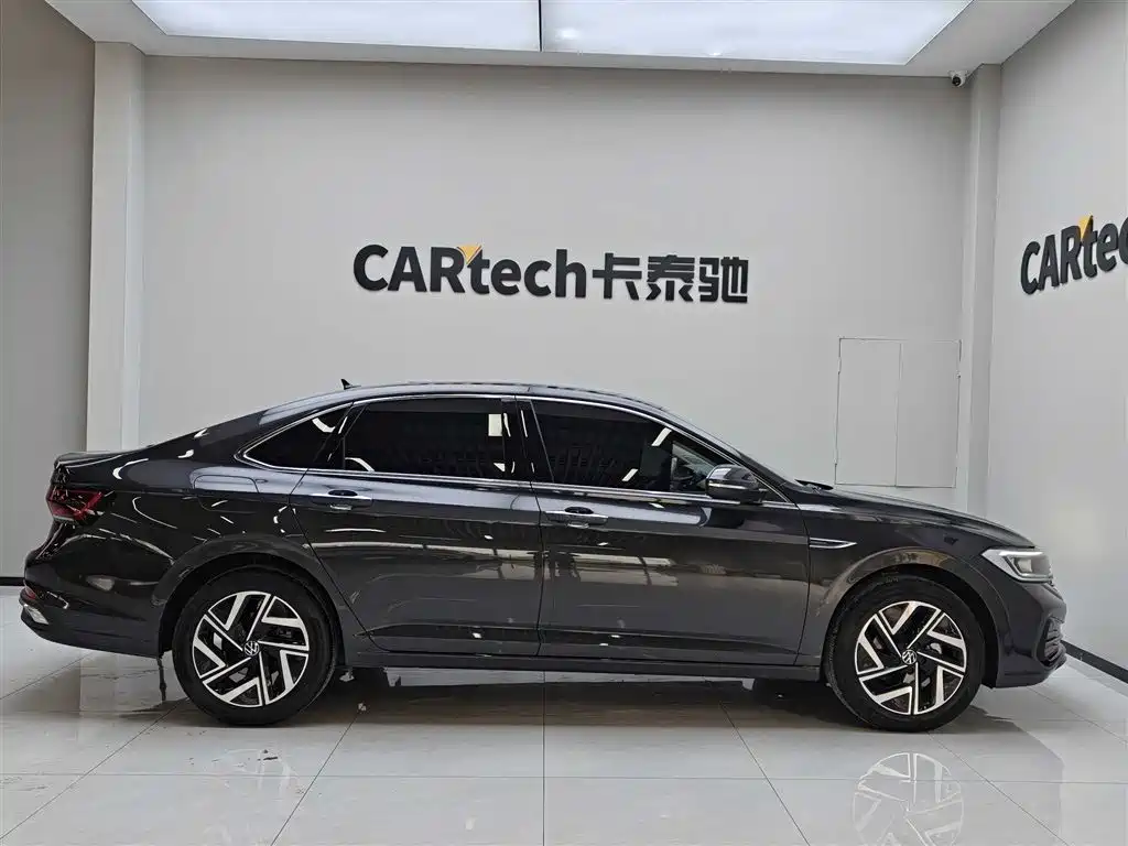 Volkswagen Sagitar 2025 Facelift 300TSI DSG Beyond Edition фото 7