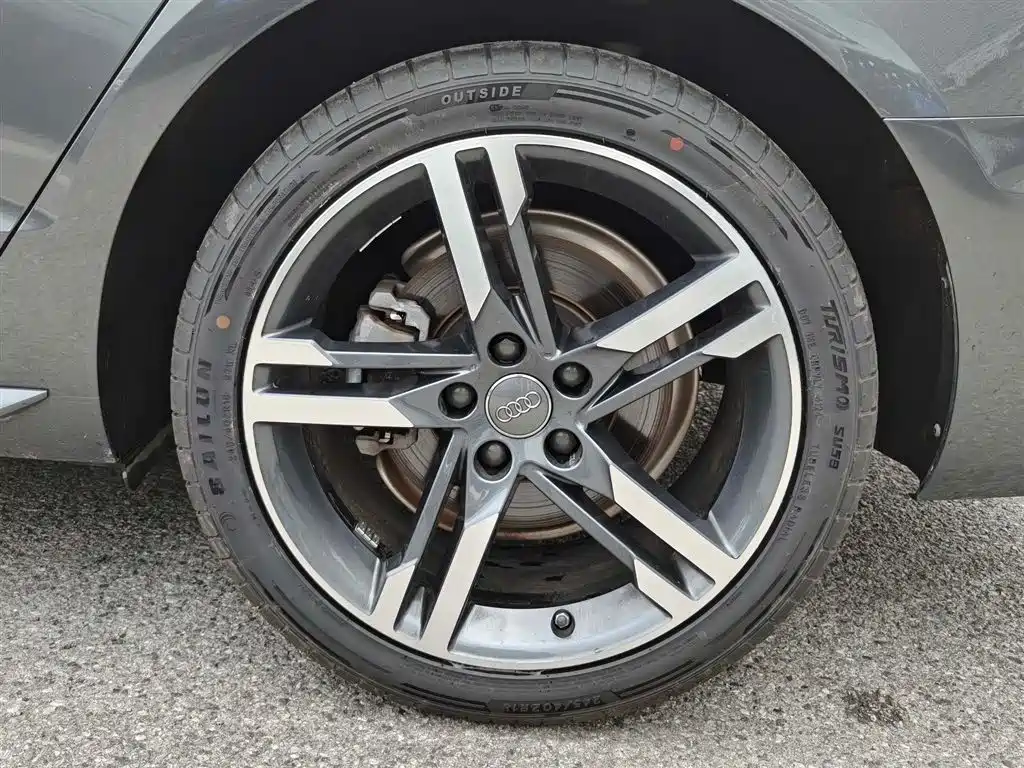 Audi A4L 2020 40 TFSI Luxury Dynamic фото 20