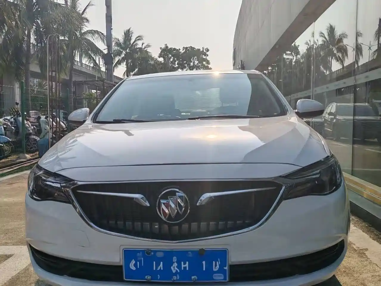 Buick Excelle 2021 Exemplar 1.5L Auto Progressive фото 3