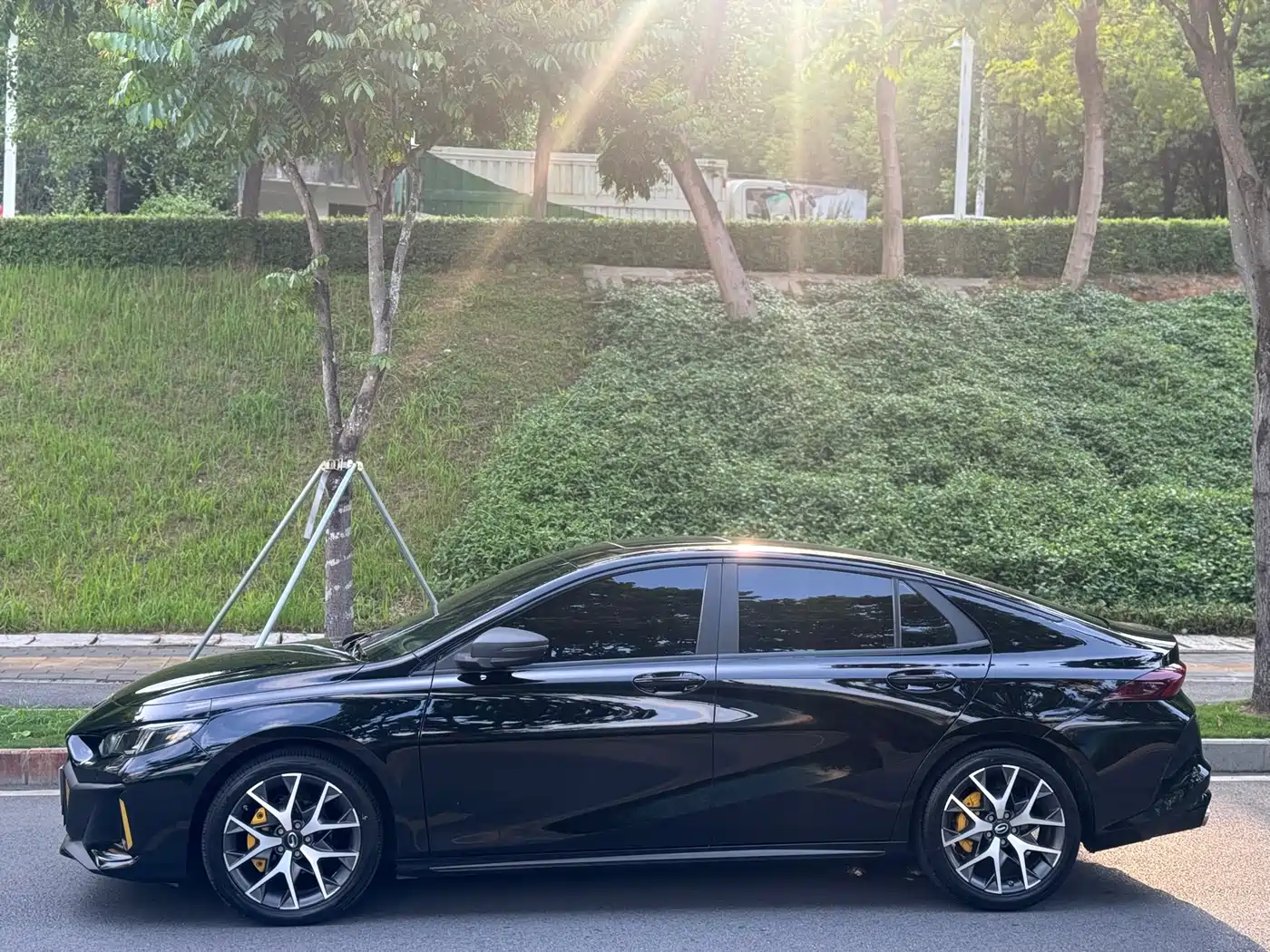 GAC Trumpchi Trumpchi Emkoo 2022 270T DCT J16 R-style Track Edition фото 4