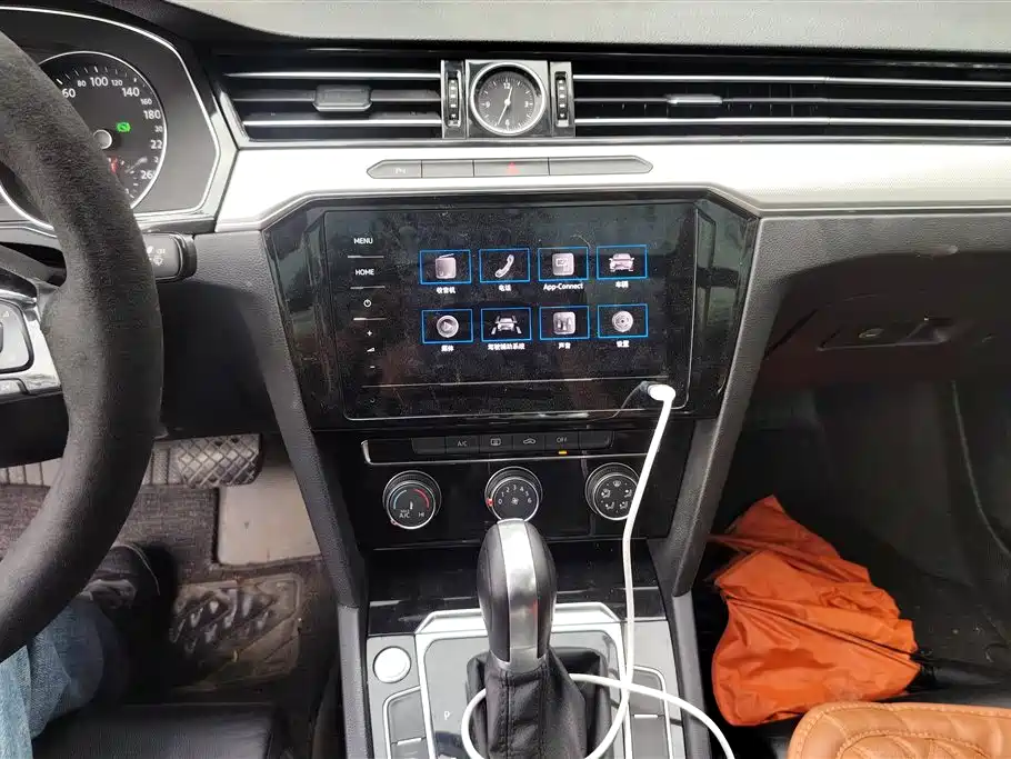 Volkswagen Magotan 2017 330TSI DSG Leading фото 13
