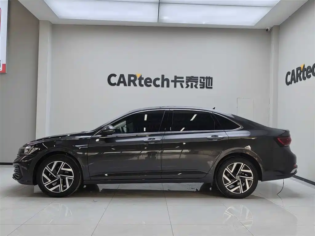 Volkswagen Sagitar 2025 Facelift 300TSI DSG Beyond Edition фото 8