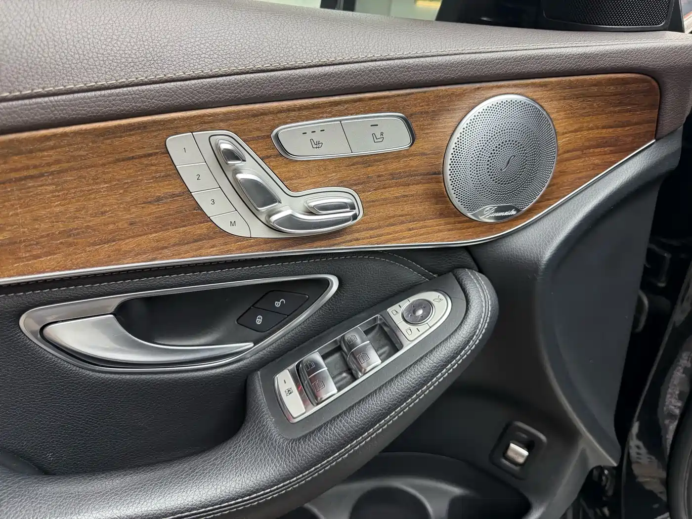 Mercedes-Benz GLC 2020 GLC 300 L 4MATIC Luxury фото 9