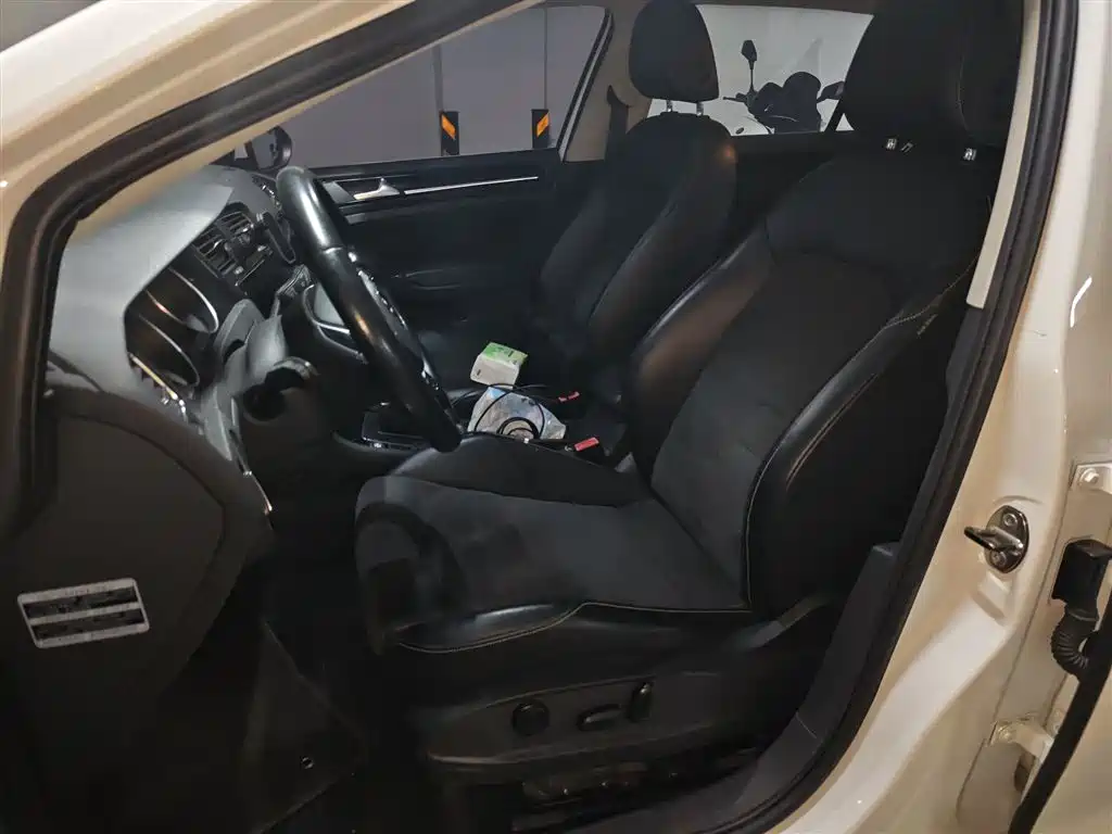 Volkswagen Golf 2014 1.4TSI Automatic Flagship фото 8