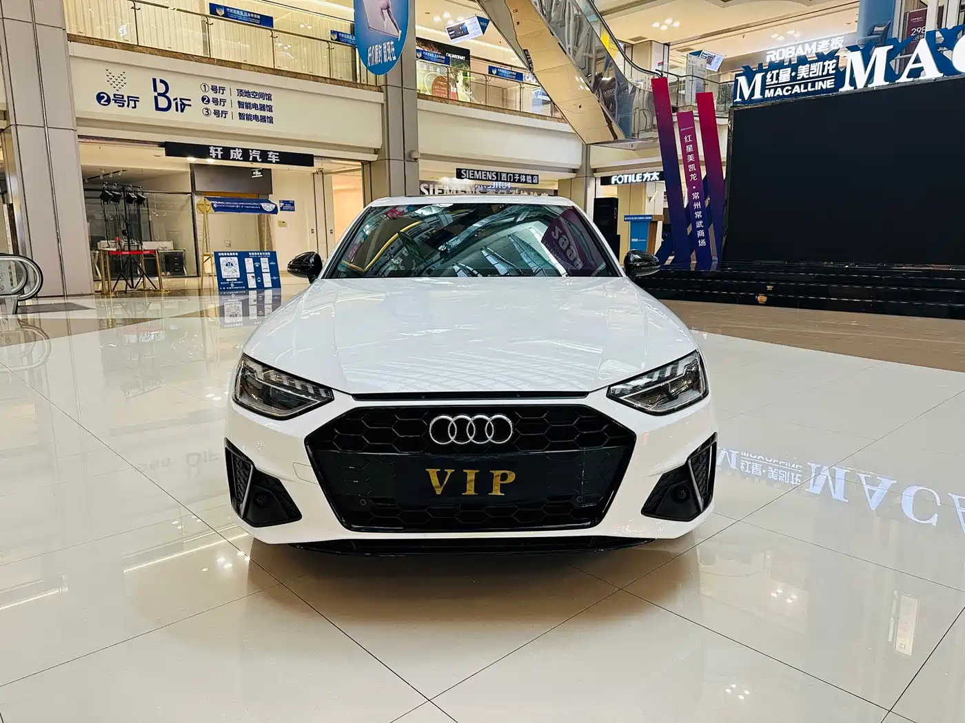 Audi A4L 2022 40 TFSI Luxury Dynamic фото 2