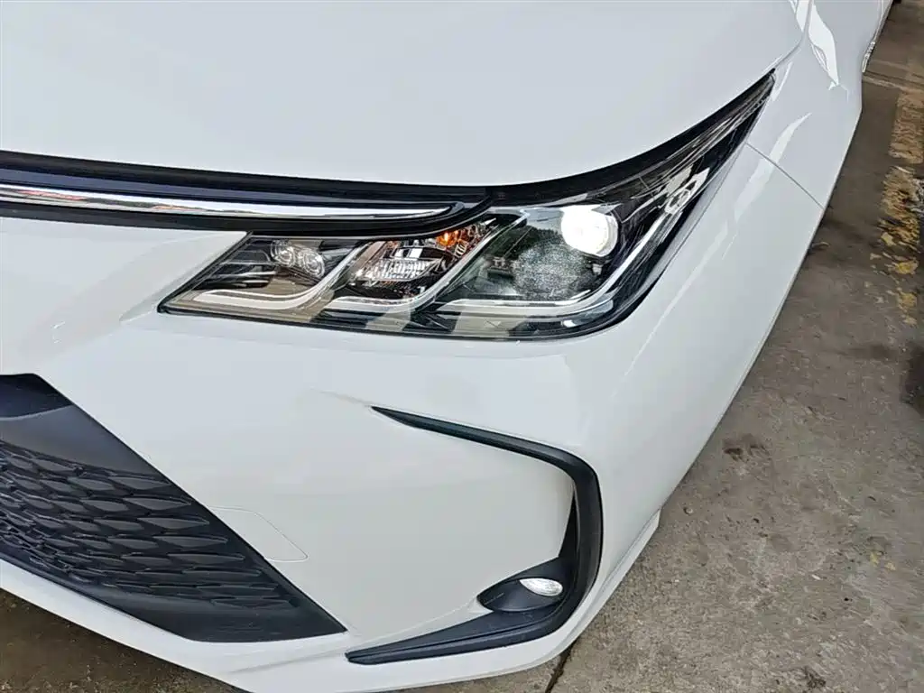 Toyota Corolla 2023 1.8L Smart Hybrid Dual Engine Pioneer Edition фото 24