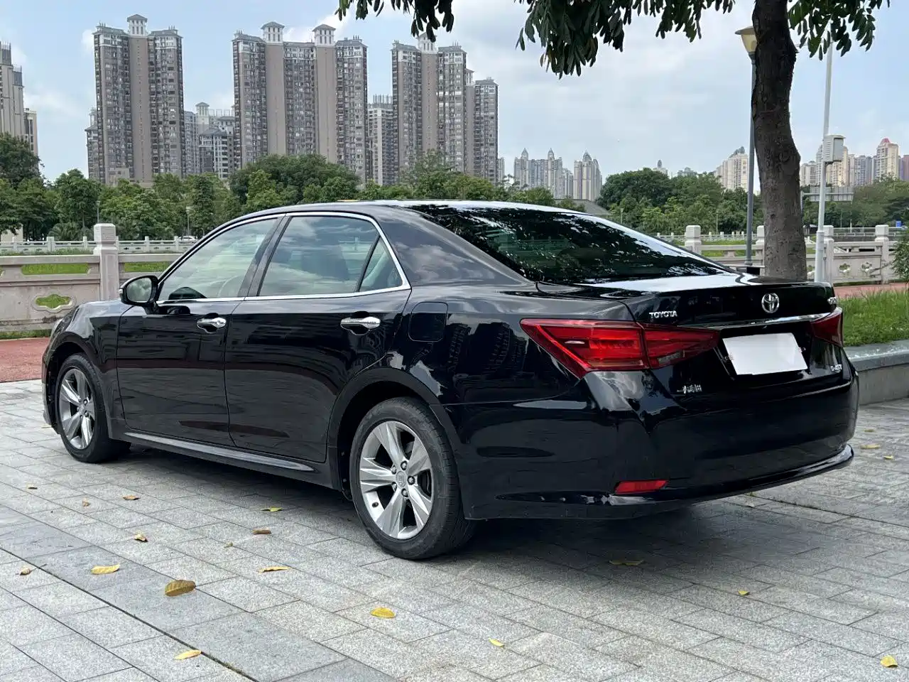 Toyota Crown 2015 2.0T Fashion фото 9