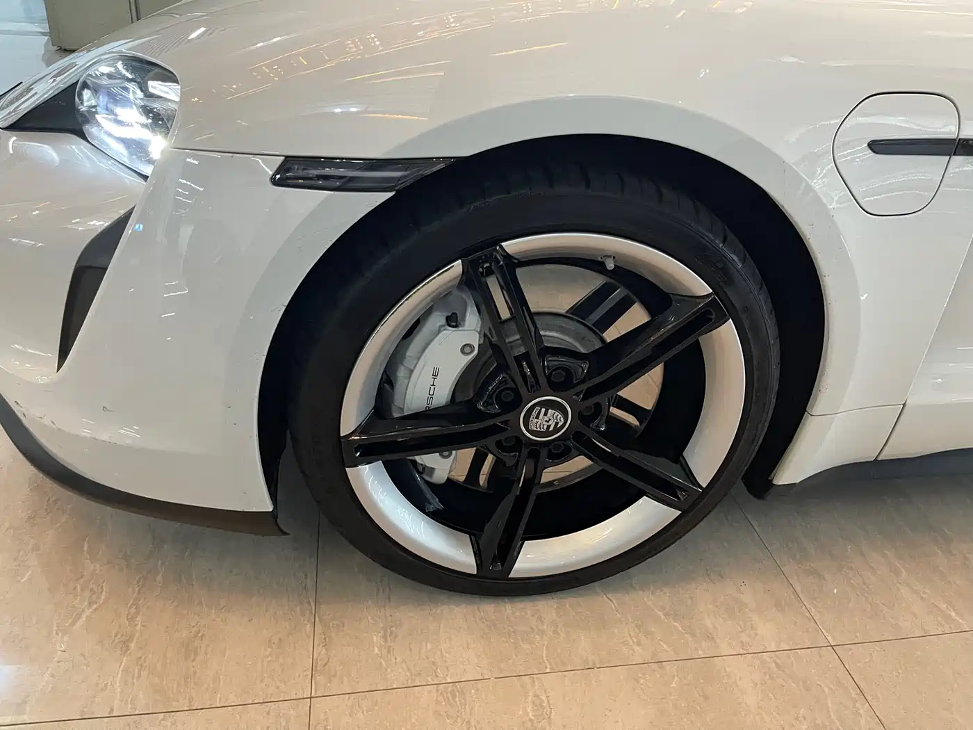 Porsche Taycan 2020 Taycan фото 14