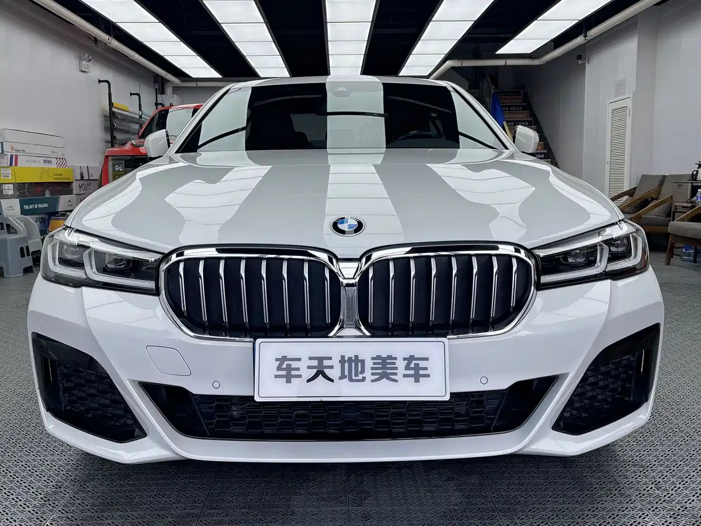 BMW 5 Series 2023 530Li xDrive M Sport Package фото 2