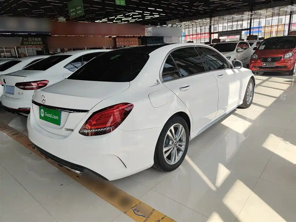 MERCEDES-BENZ CLASS C
