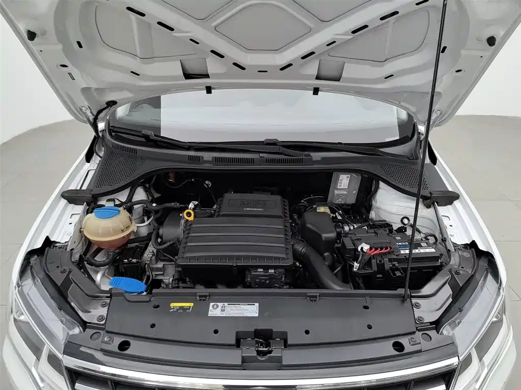 Volkswagen Jetta 2019 Dream Edition 1.5L Auto Comfort фото 6