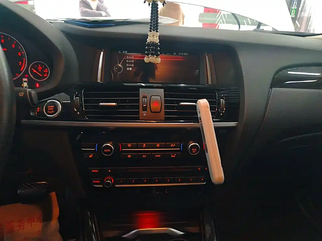 BMW X4 2014 xDrive20i X Design Package фото 13
