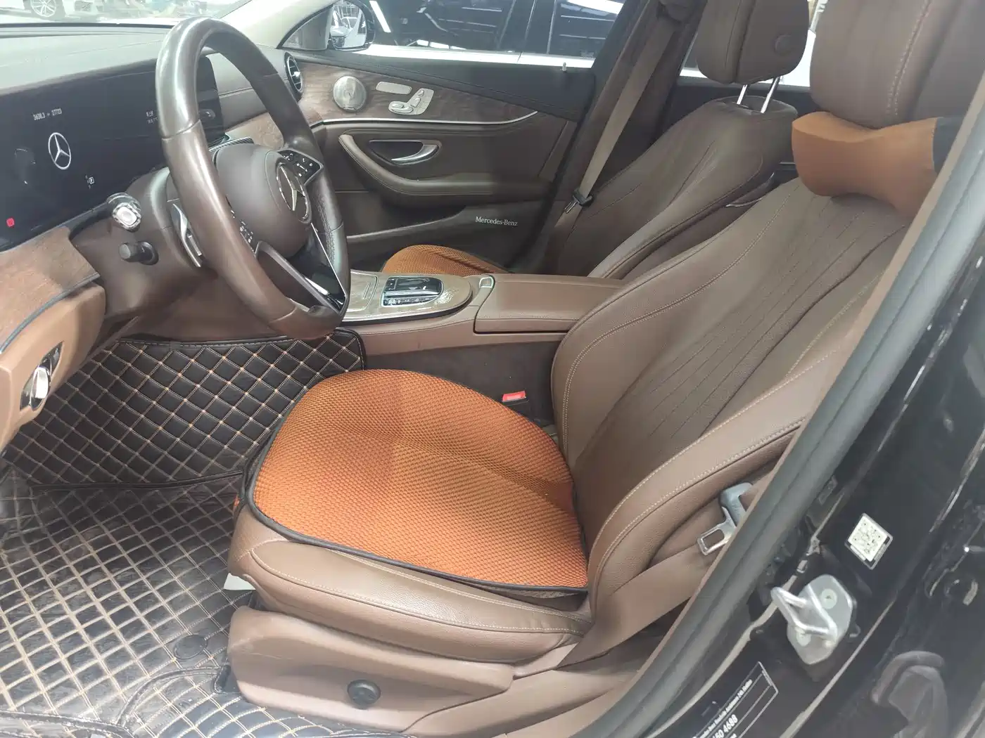 MERCEDES-BENZ E CLASS