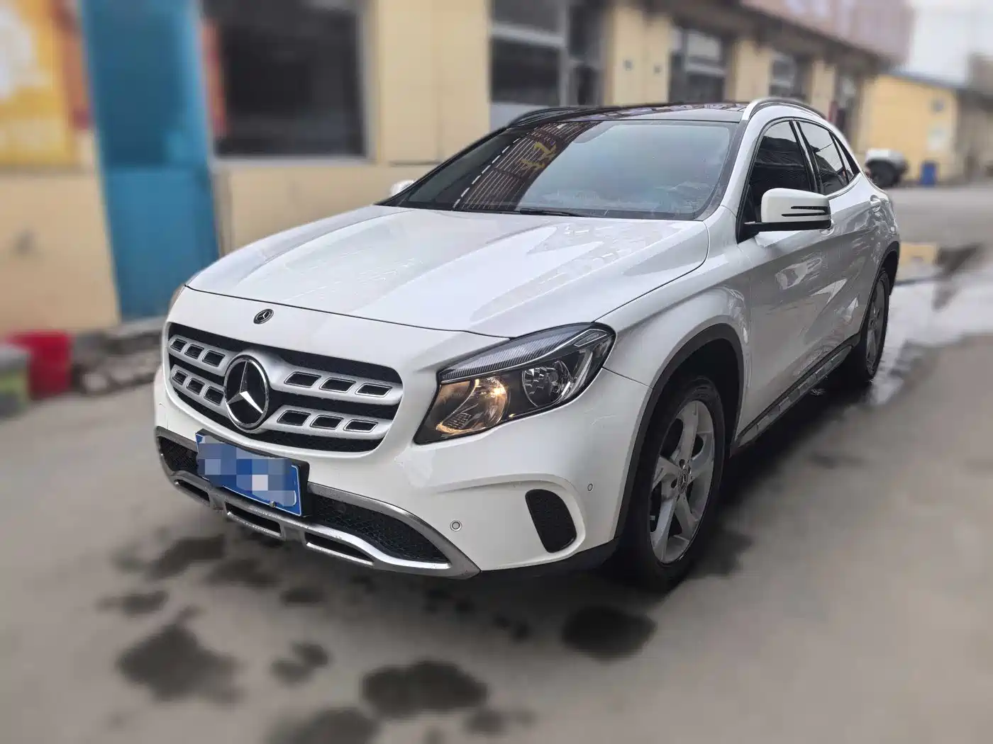 Mercedes-Benz GLA 2017 GLA 200 Fashion