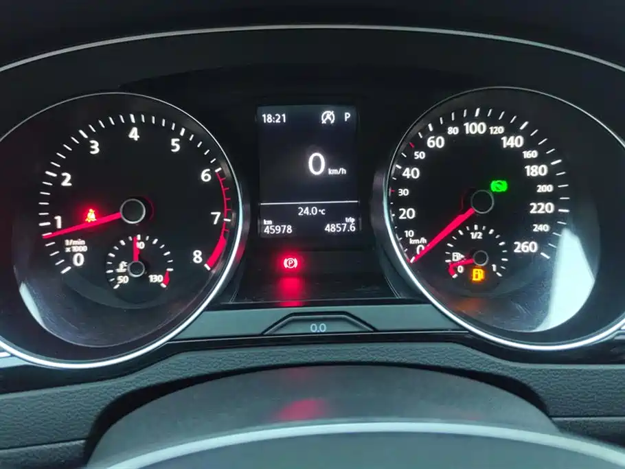 Volkswagen Magotan 2019 330TSI DSG Leading China VI фото 14