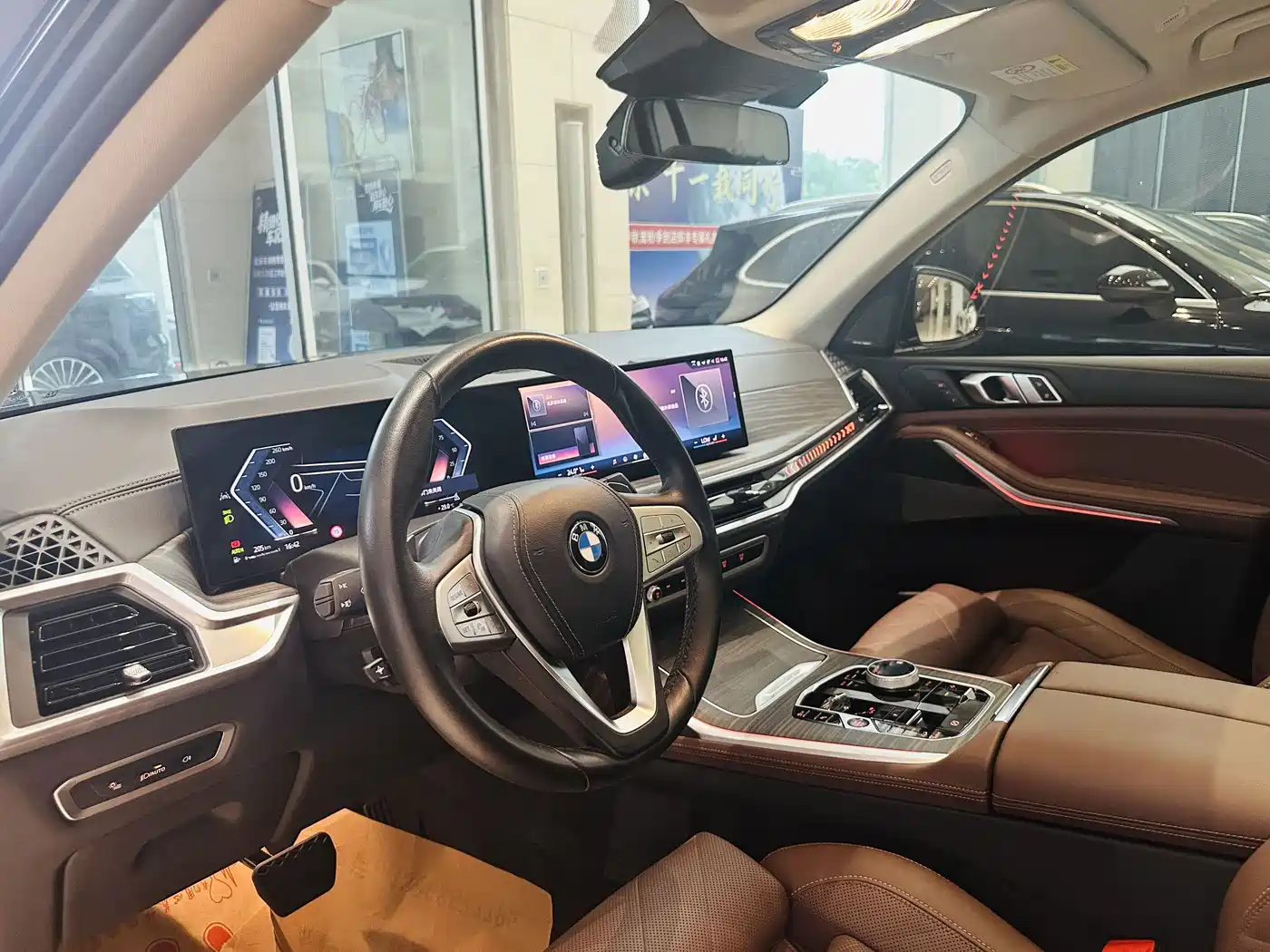 BMW X7 2024 2023 xDrive40i Leading Luxury Package