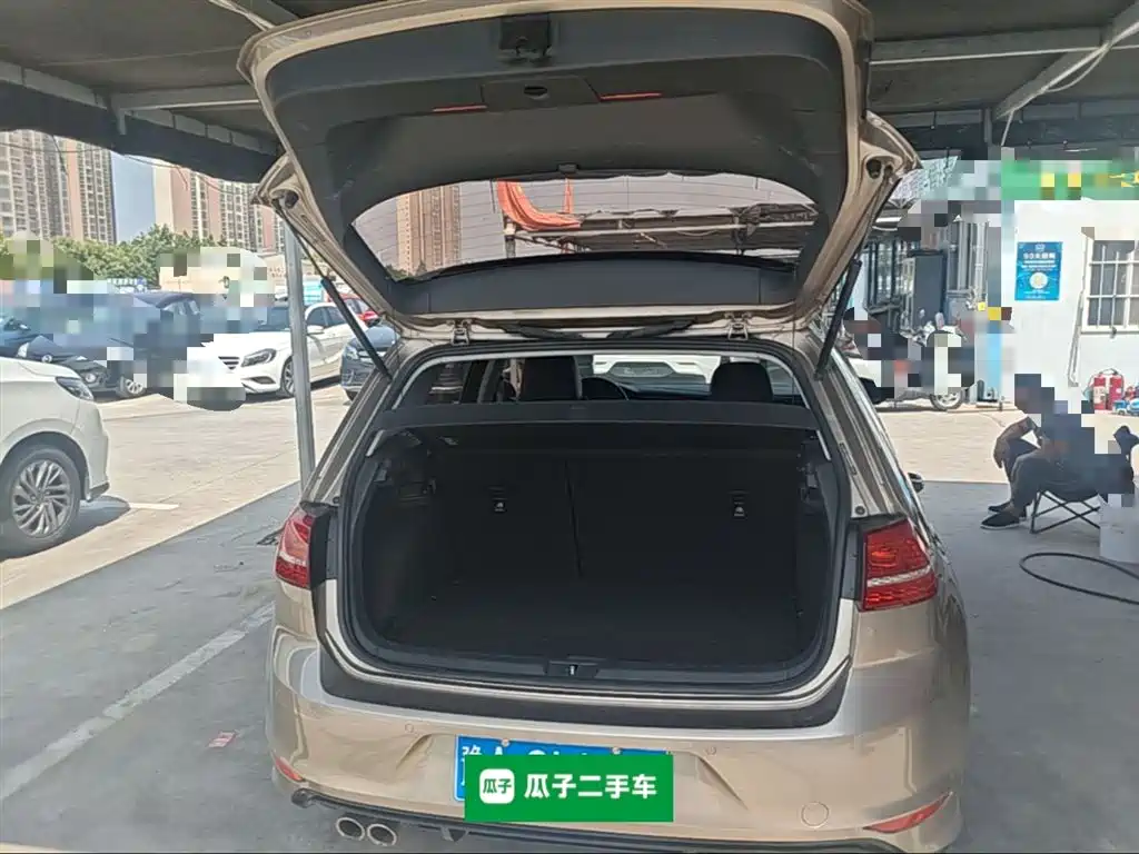 Volkswagen Golf 2015 1.4TSI Automatic Luxury фото 18