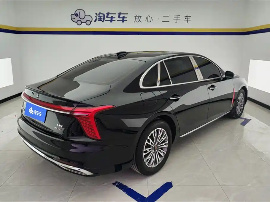 Hongqi H5 2024 1.5T DCT Smart Connect Flag Rhythm Edition фото 3