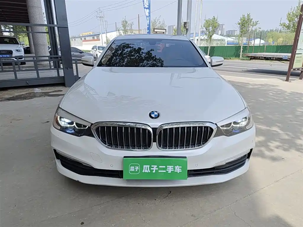 BMW 5 Series 2018 528Li Launch Special Edition фото 3
